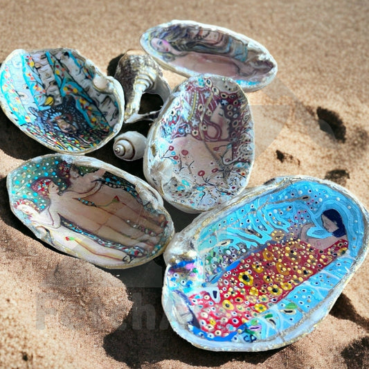 Real Shell Oysters with Acrylic Paintings